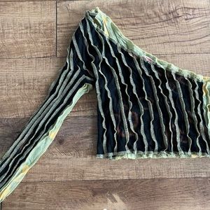 HelenaManzo one shoulder top!